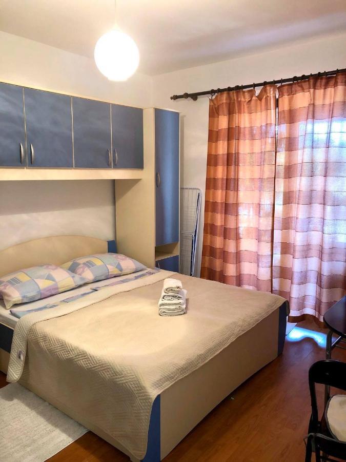 Apartments Damir 2838 Lopar Esterno foto