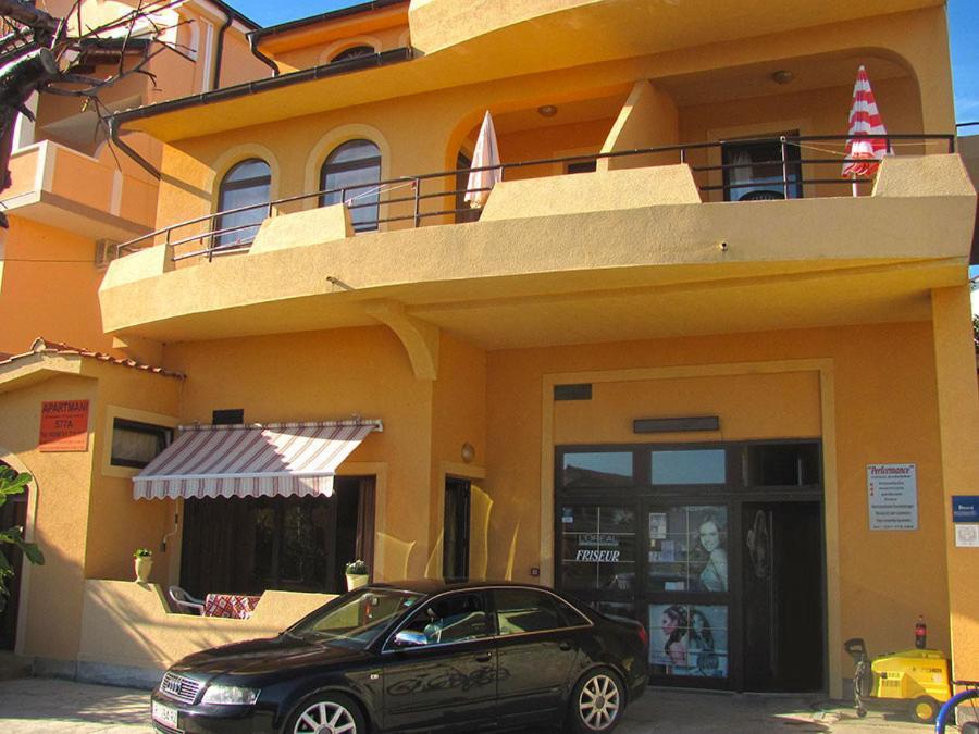 Apartments Damir 2838 Lopar Esterno foto