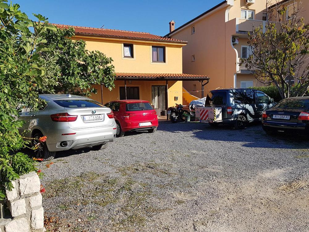 Apartments Damir 2838 Lopar Esterno foto
